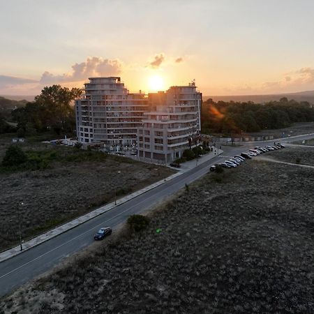 بريمورسكو Allure Beach Resort Aparthotel المظهر الخارجي الصورة