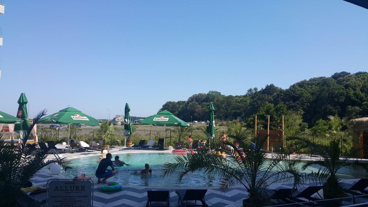 بريمورسكو Allure Beach Resort Aparthotel المظهر الخارجي الصورة