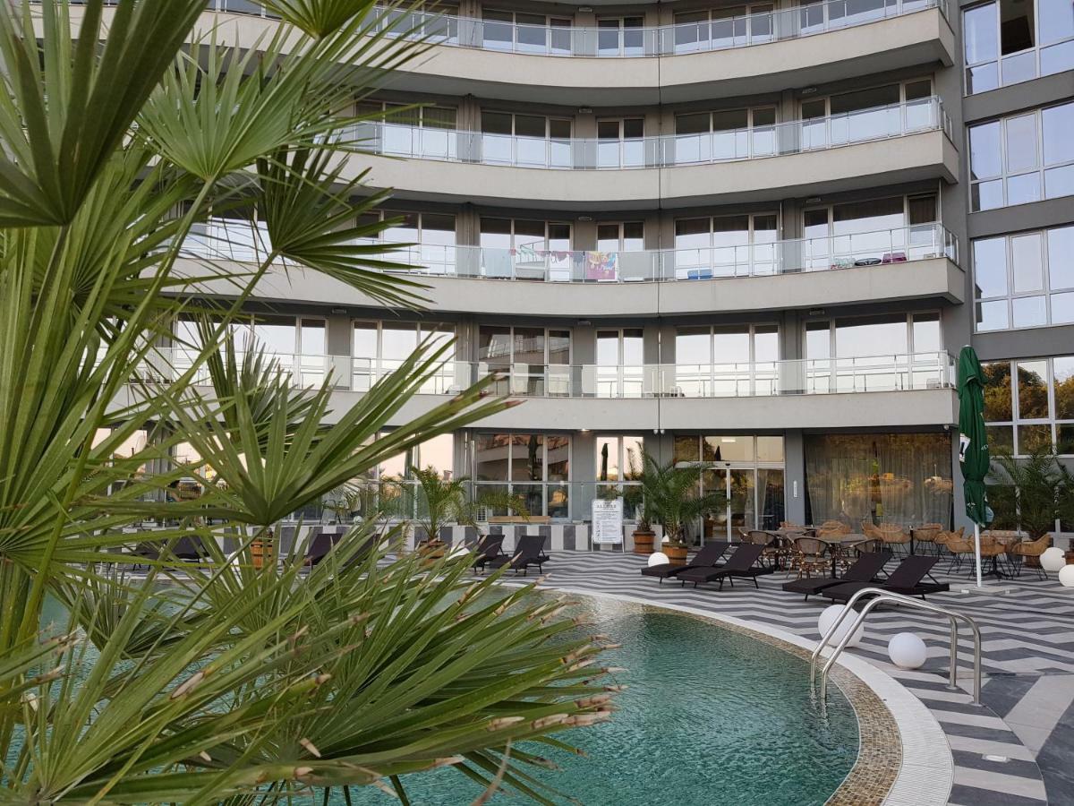 بريمورسكو Allure Beach Resort Aparthotel المظهر الخارجي الصورة